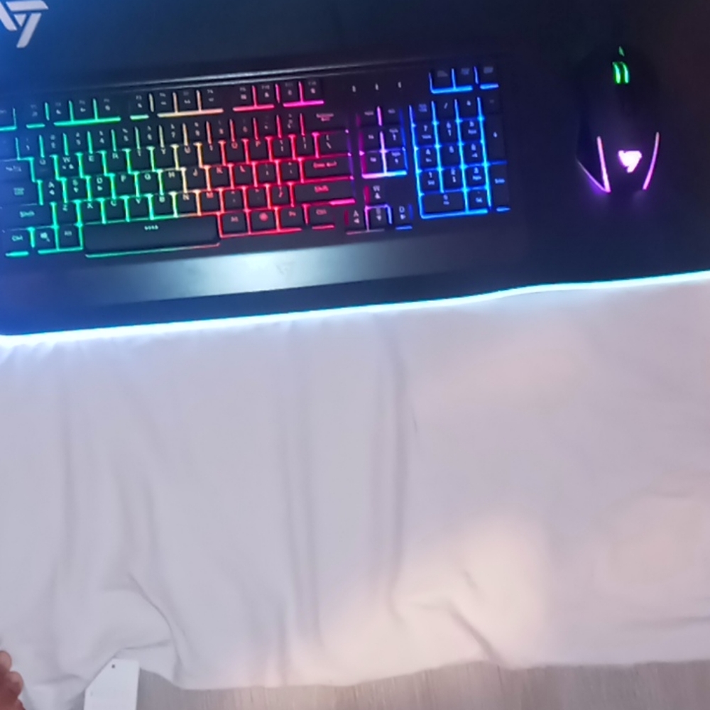 Gaming Keyboard+Gaming mouse+Gaming Mouse pad